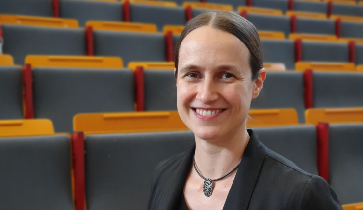 Portrait von Frau Prof. Dr. Claudia S. Schnohr