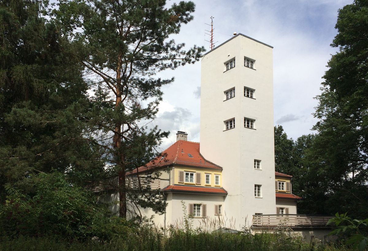 zur Vergrößerungsansicht des Bildes: Das geophysikalische Observatorium Collm. Foto Katrin Schandert / Universität Leipzig